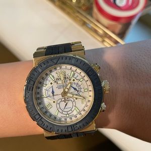 Gorgeous, one of a kind, diver watch Invicta NWT